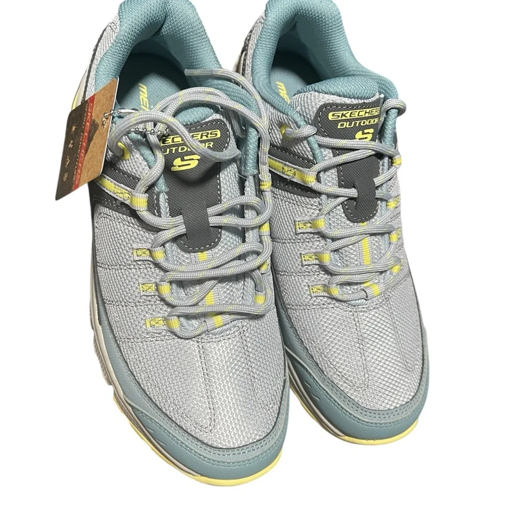 Skechers Light Blue and Yellow Athletic Shoes